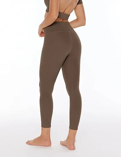 Custom Yoga Leggings for Women - Perfectly Show Off Your Proud Figure